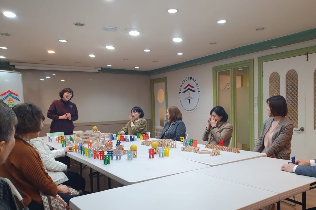Workshop with trainers of dementia prevention program