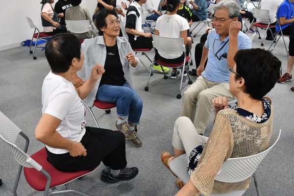 A Community-Based Approach Combining Physical and Mental Exercise to Prevent Dementia
